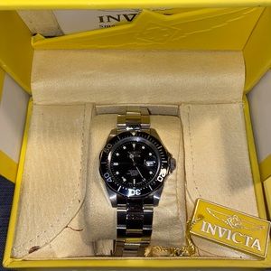 Invicta Mens Pro Diver 200M Stainless Steel
